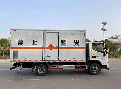 平安爆破器材运输车